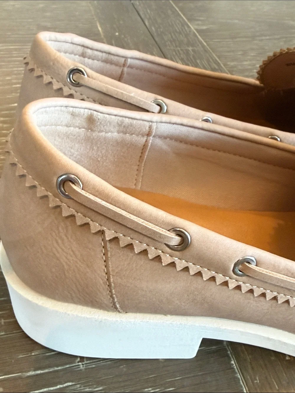 DV by Dolce Vita lagoon 8.5 Boat Loafers women’s